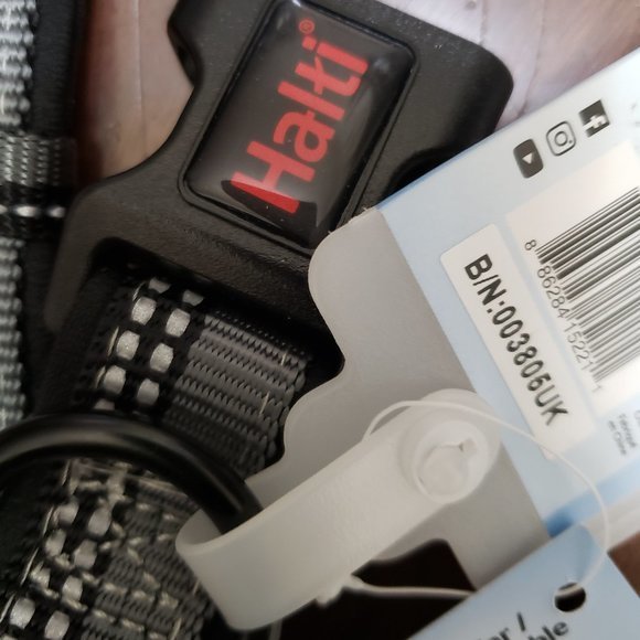 Halti Dog Collar - Medium Sized Dog - NWT - Picture 4 of 8